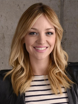 Photo of Abby Elliott